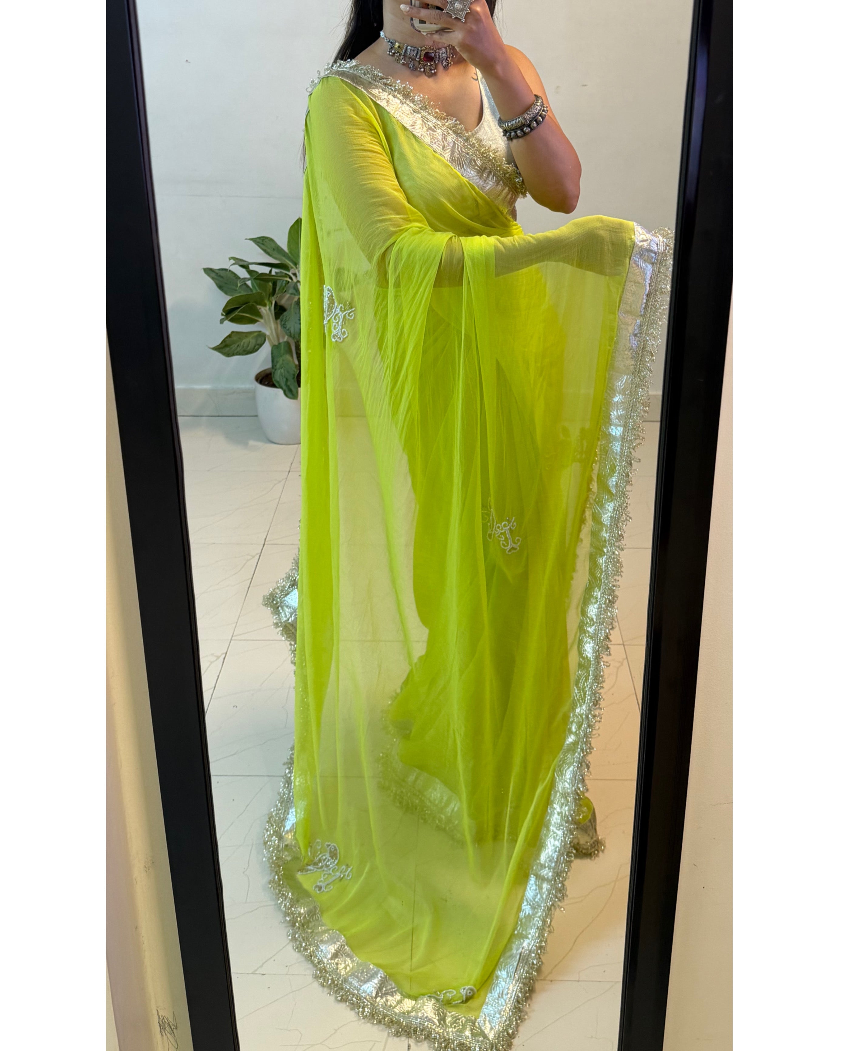 ✨Neon Nazaakat✨